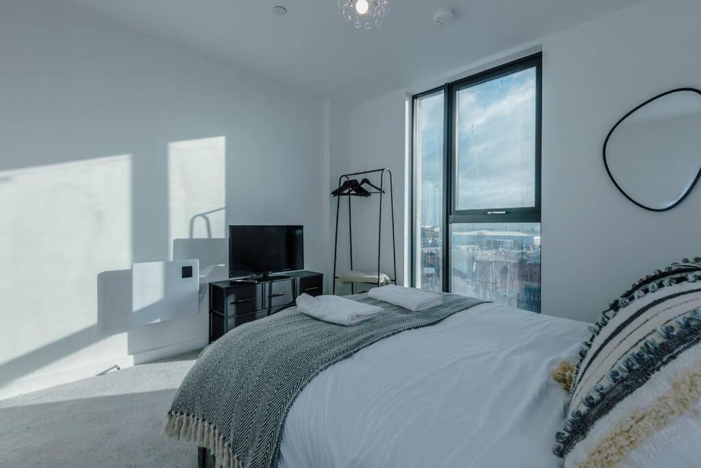 Stunning 2-Bed Premium Apartment - Free Wi-Fi Preston  Dış mekan fotoğraf